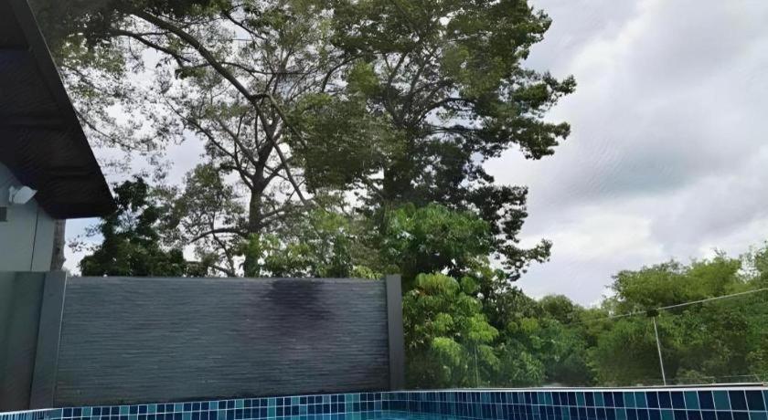Rainbow Sky Hotel Samet Koh Samet Exterior photo